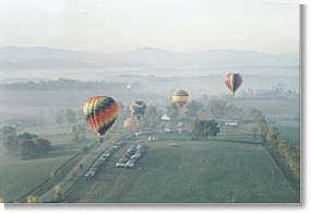 valleyballoons.jpg (14562 bytes)